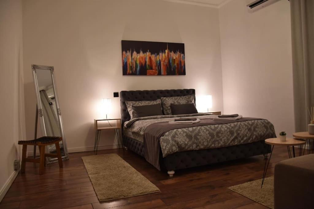 Apartment In Belgrade With Small Parking Space Bagian luar foto