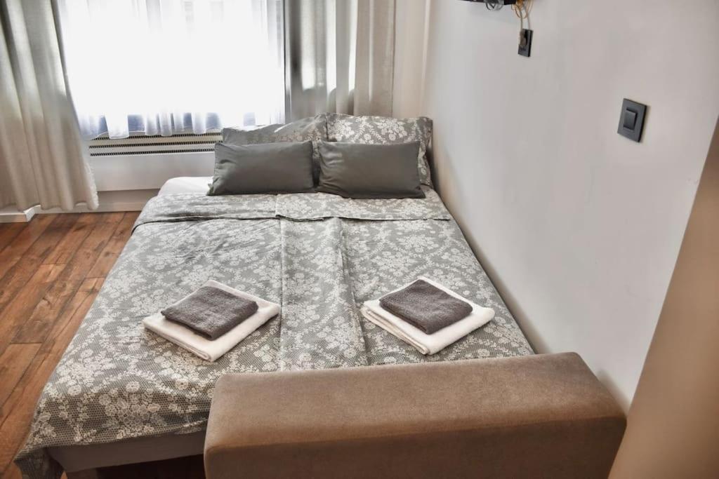 Apartment In Belgrade With Small Parking Space Bagian luar foto