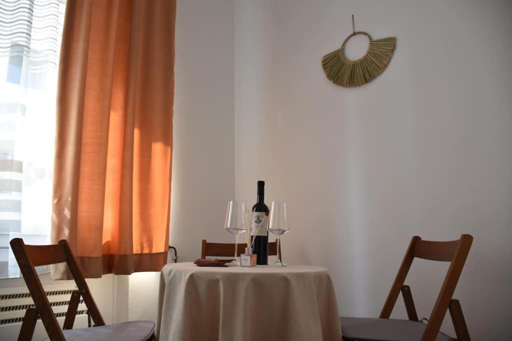 Apartment In Belgrade With Small Parking Space Bagian luar foto